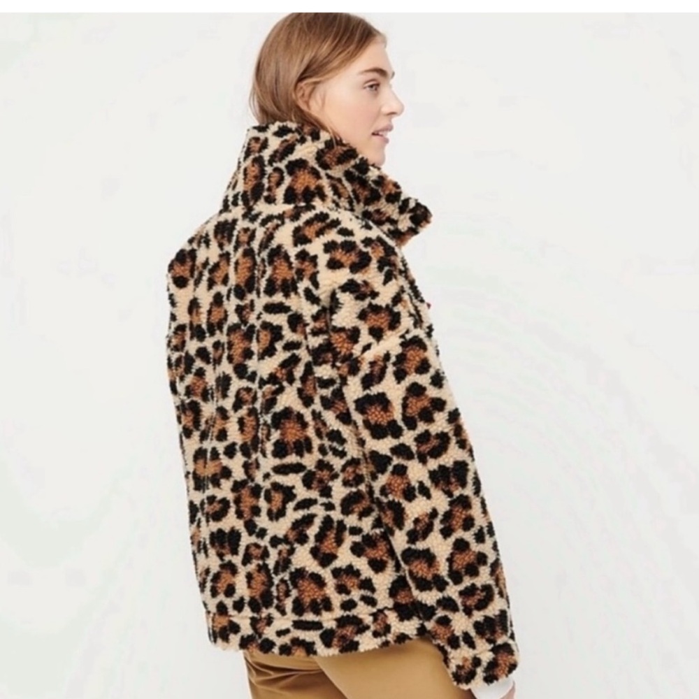 J. Crew Snap-Collar Sherpa Pullover Jacket in Leopard Print - Picture 2 of 8